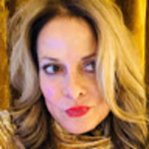 Meet your Posher, Cynthia